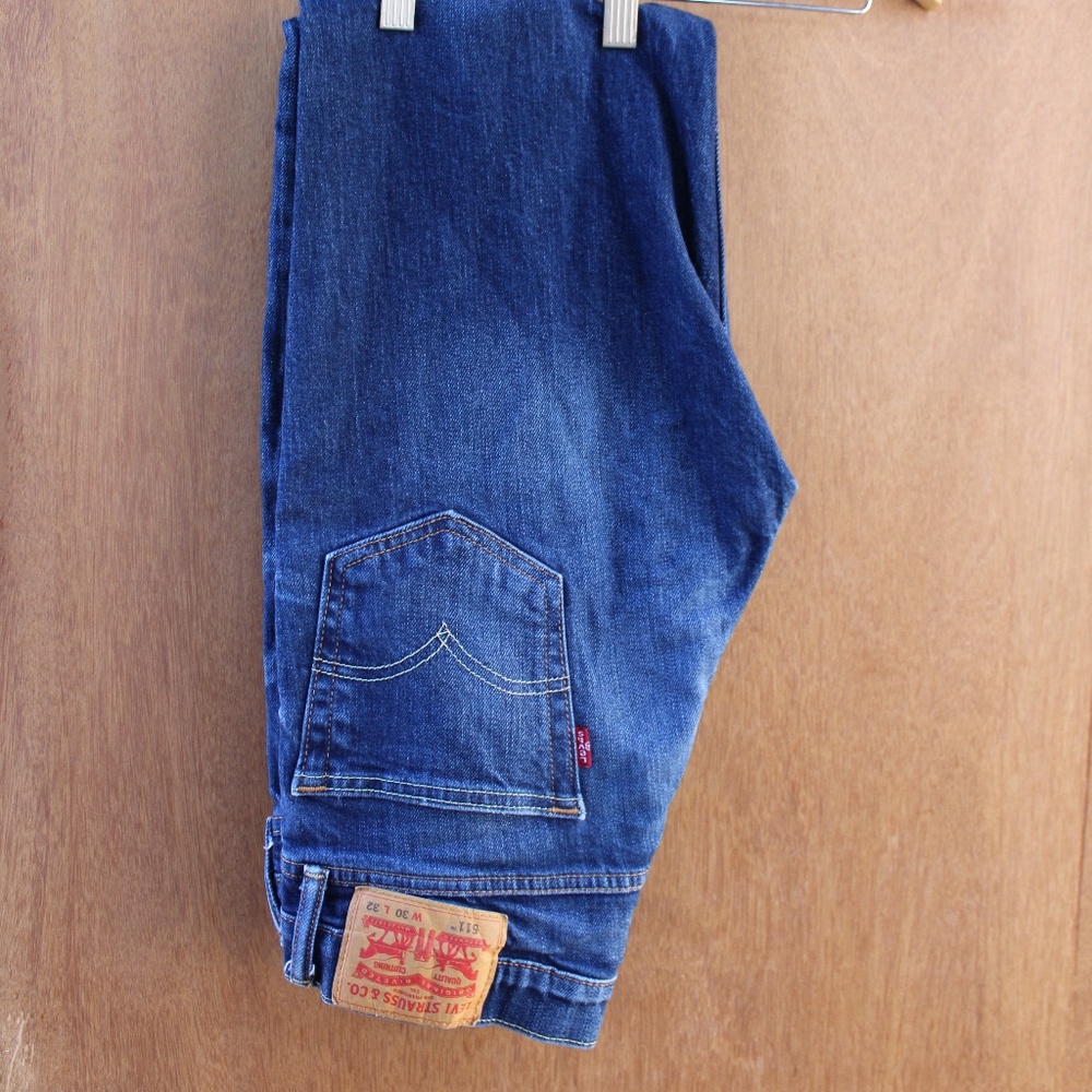 Levi’s 511 Slim Fit Men’s Jeans – Dark Wash Blue – Size 30x32 – Zipper Fly